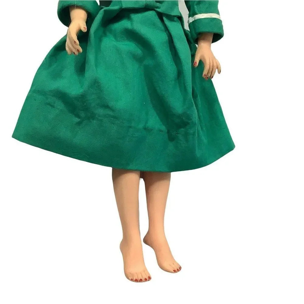 Vtg Deluxe  Reading Candy Fashion Doll VT-18 Green Dress Messy Hair 1958‎